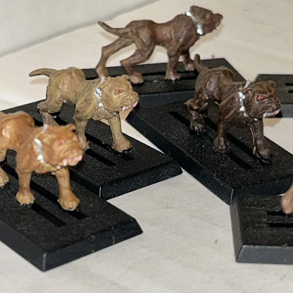 Ral Partha Warhammer Metal Miniature Dog Lot Mastiff‎ Bulldog Beasts Red Eyes x7